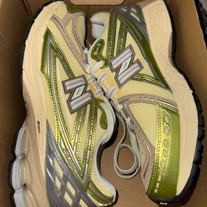 New Balance Men's Yellow and Green Running Shoes